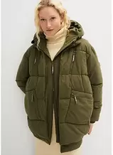 Oversize Winterjacke mit Kapuze aus recyceltem Polyester für 104,95 CHF in Bonprix