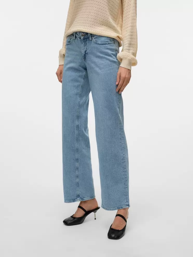 VMVANESSA Niedrige Taille Weiter Beinschnitt Jeans für 54,9 CHF in Vero Moda