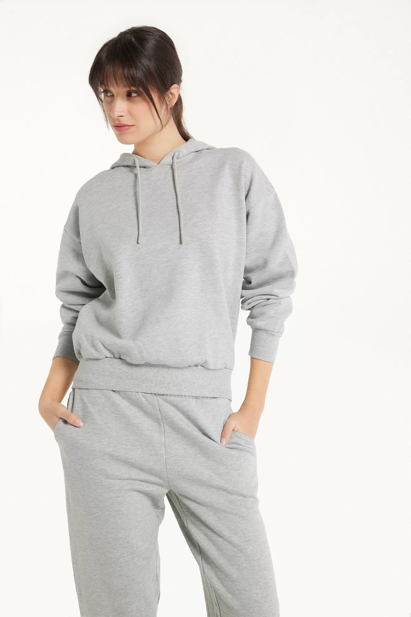 Dickes Langarm-Sweatshirt mit Kapuze für 34,95 CHF in Tezenis