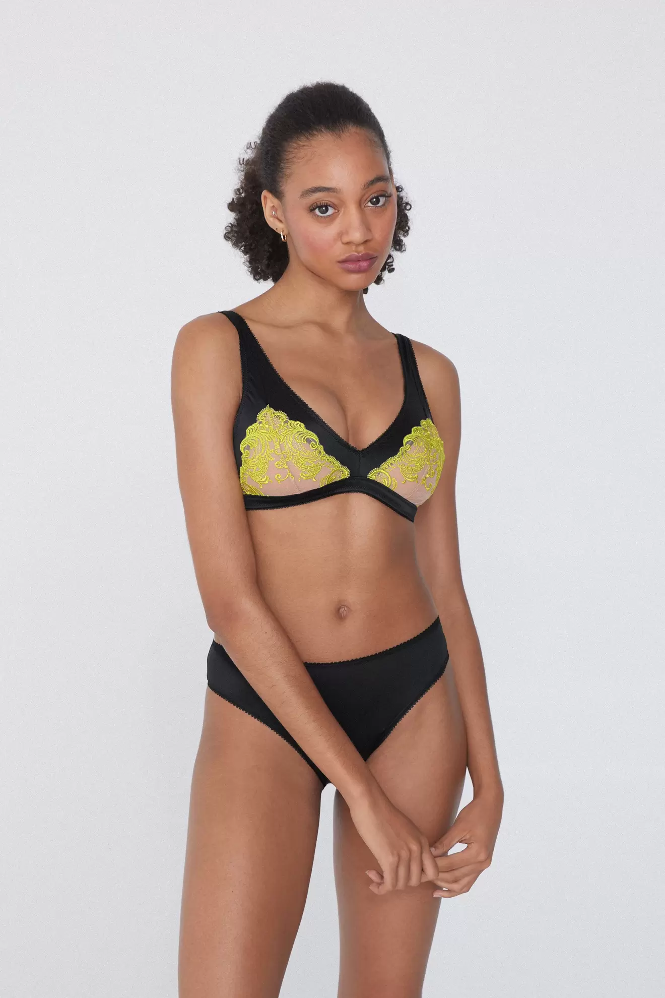 Leicht wattierter Triangel-BH Havana Bright Embroidery für 28,95 CHF in Tezenis