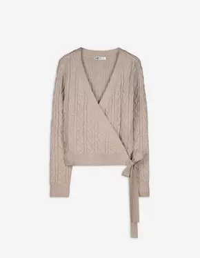 Pullover - Wickeloptik - beige für 34,95 CHF in Takko Fashion