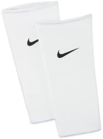 Guard Lock Soccer Sleeves für 7,45 CHF in SportXX