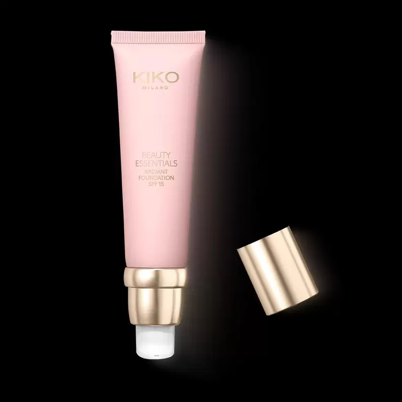 Beauty Essentials Radiant Foundation Spf 15 für 26,9 CHF in Kiko Milano