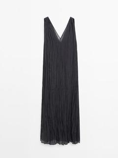 Plissée-Kleid mit V-Ausschnitt für 149 CHF in Massimo Dutti